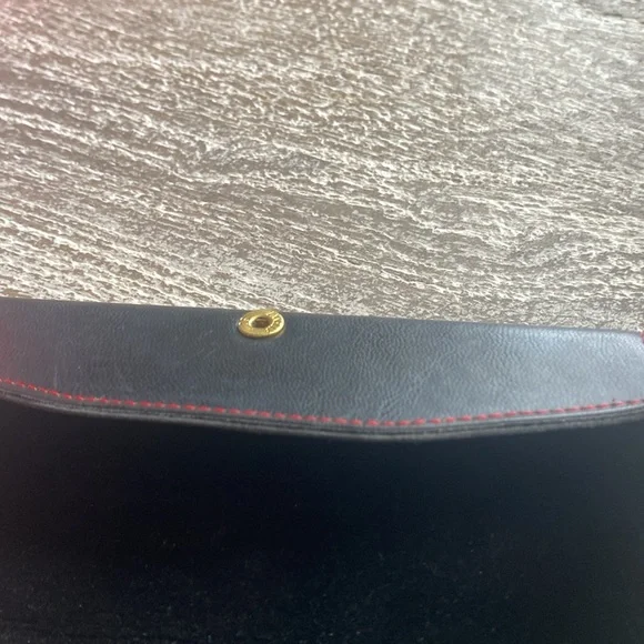 ❤️Valentino Black Eye-case❤️ - Picture 7 of 7